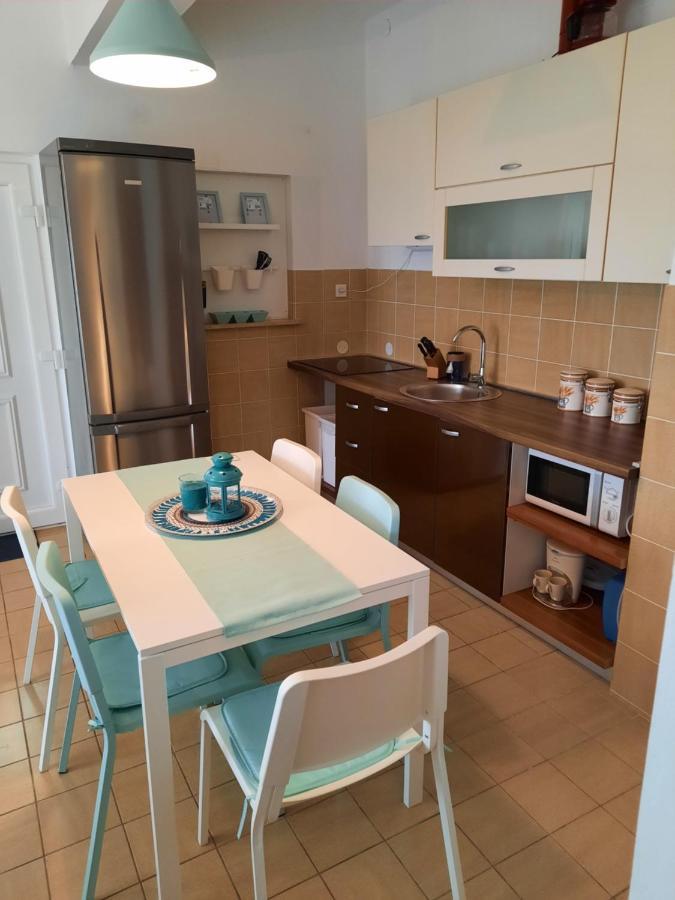 Apartmani Darko Корнич Екстер'єр фото