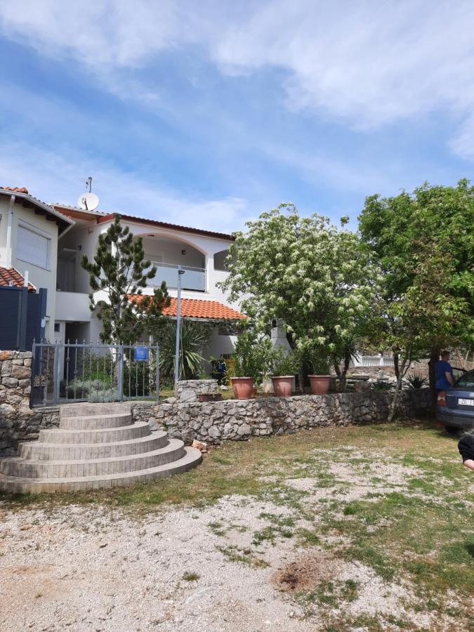 Apartmani Darko Корнич Екстер'єр фото