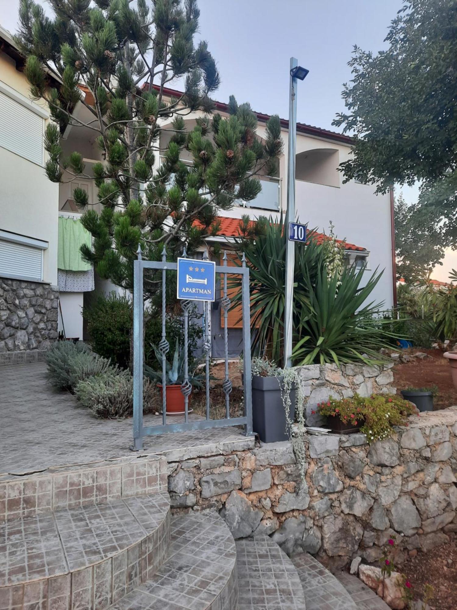 Apartmani Darko Корнич Екстер'єр фото
